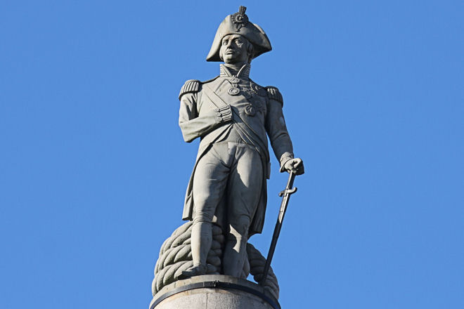 Staty av amiral Nelsson på Trafalgar square