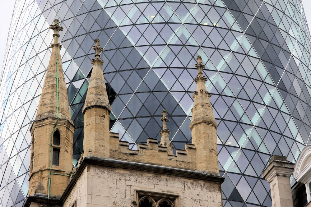 Gherkin 30 St Mary Axe city of london walk