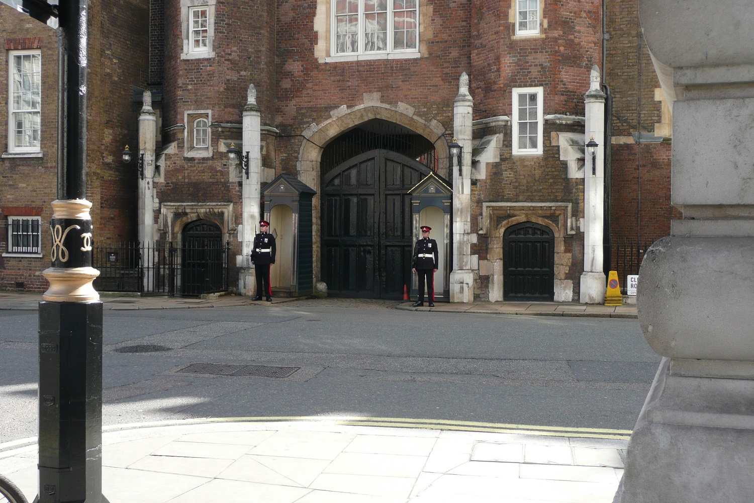 St James's Palace Royal London Walk